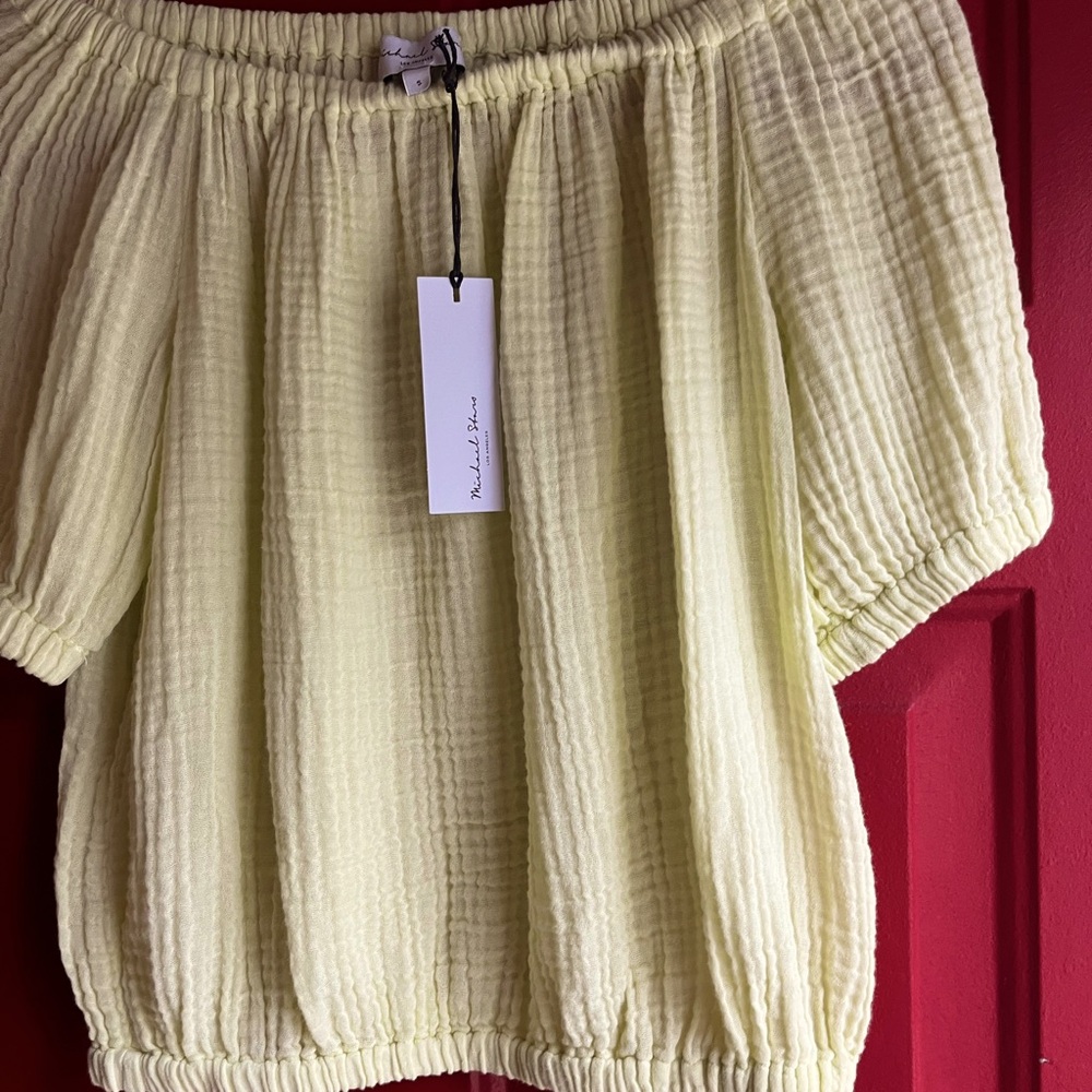 Michael Stars cropped volt yellow NWT cropped top.